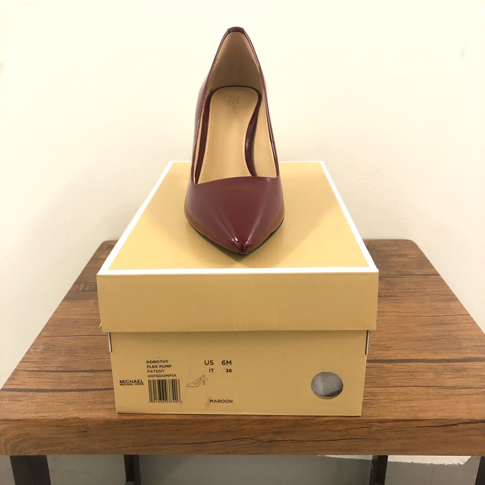 NEW AUTHENTIC WOMEN’S MICHAEL KORS HEELS